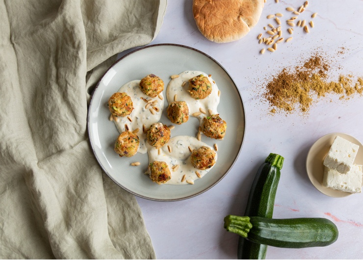 Boulettes de poulet, feta et courgette